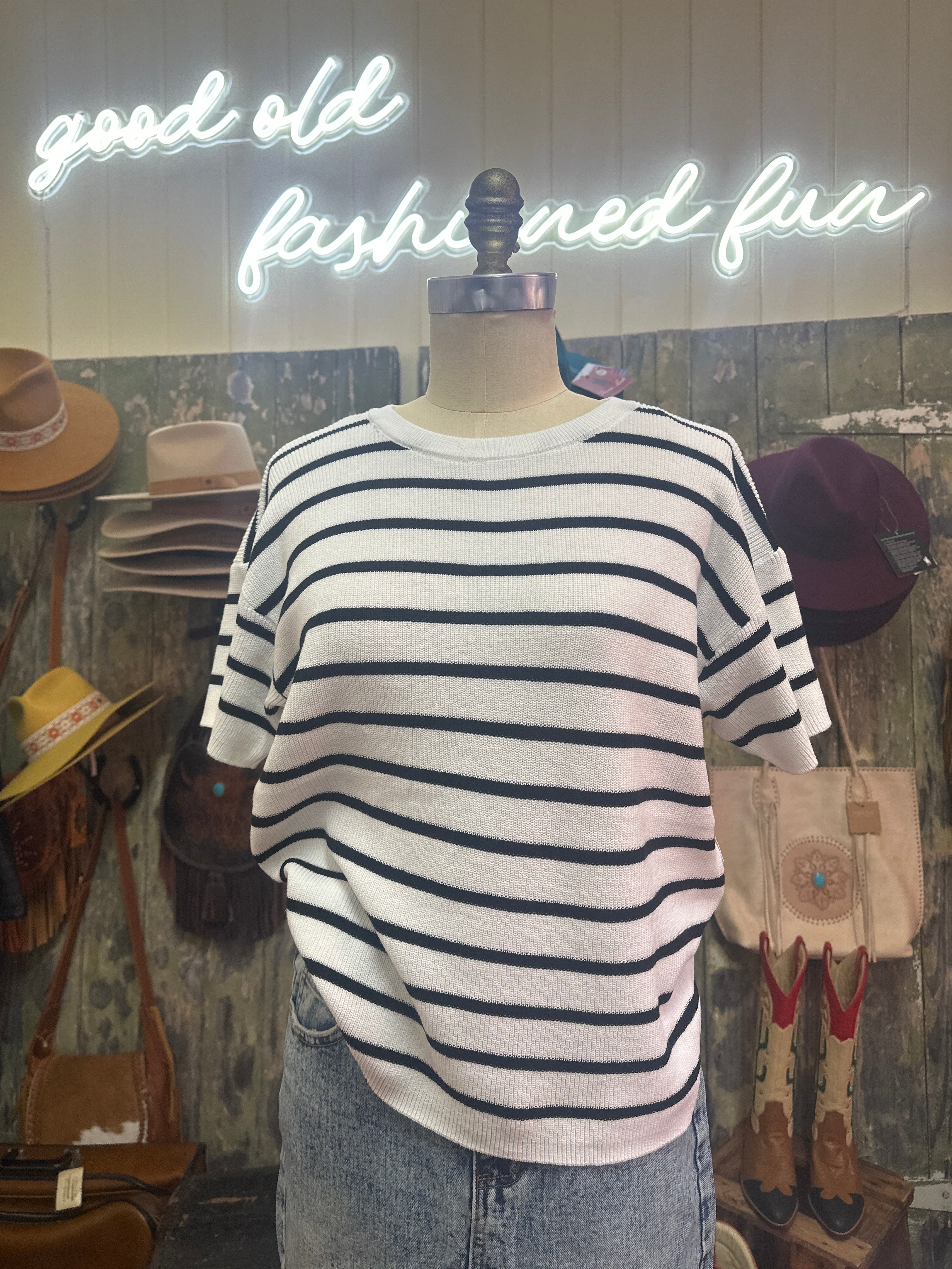 Fria knitted black and white stripe t.shirt