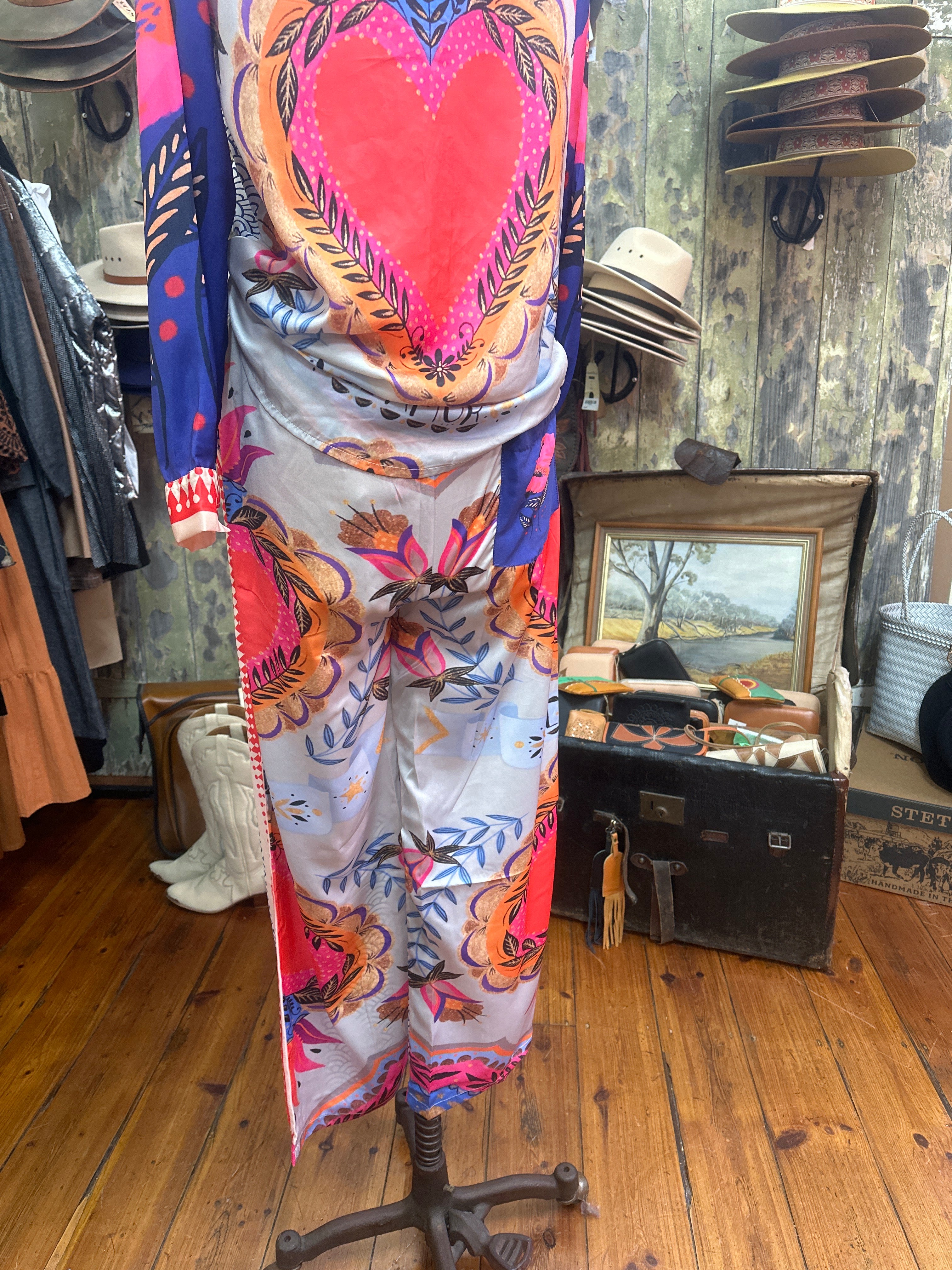 Italian Star Bleeding Heart Print Sona Pant