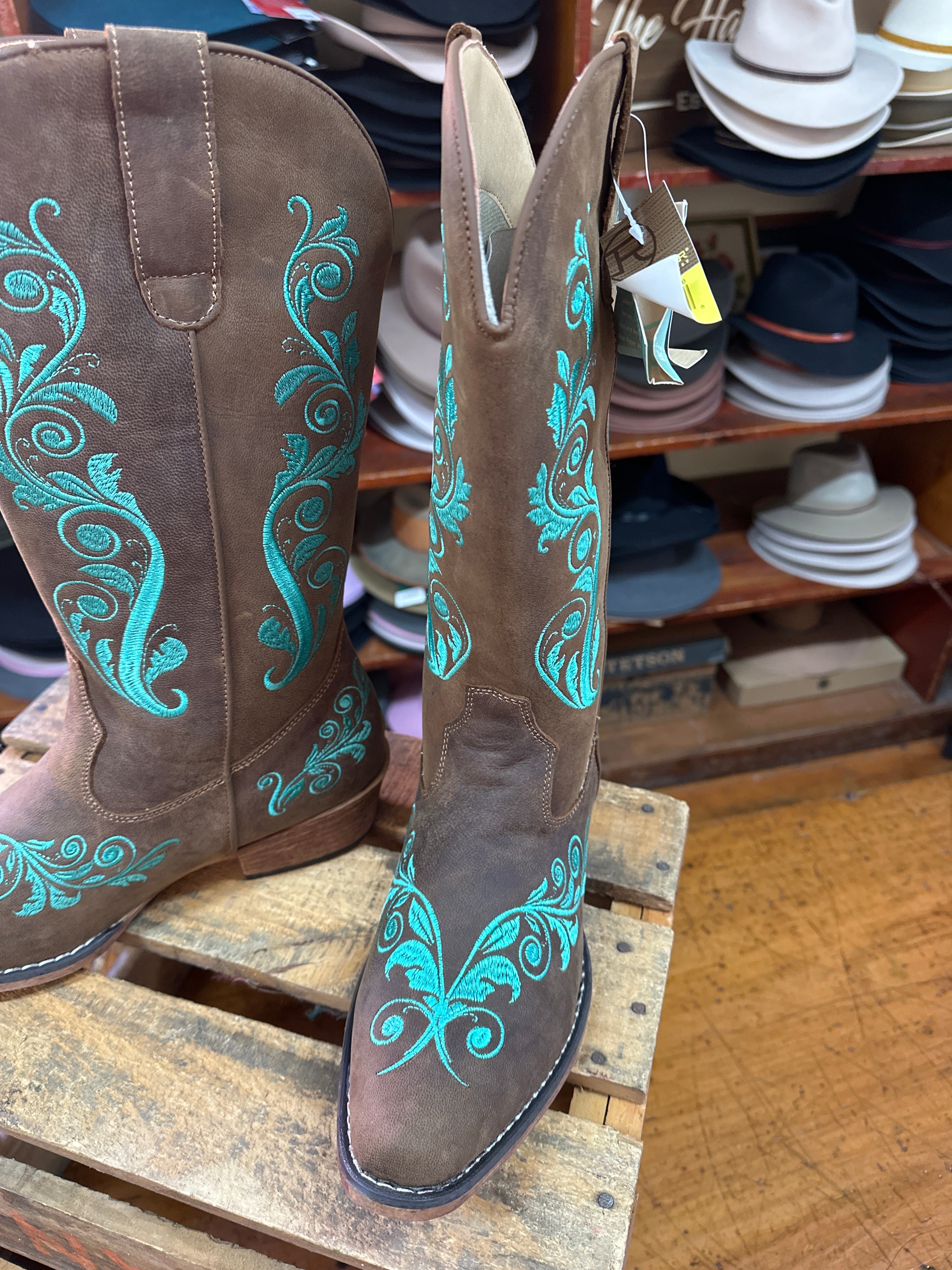 ROPER Womens Madison Scroll Vintage Leather