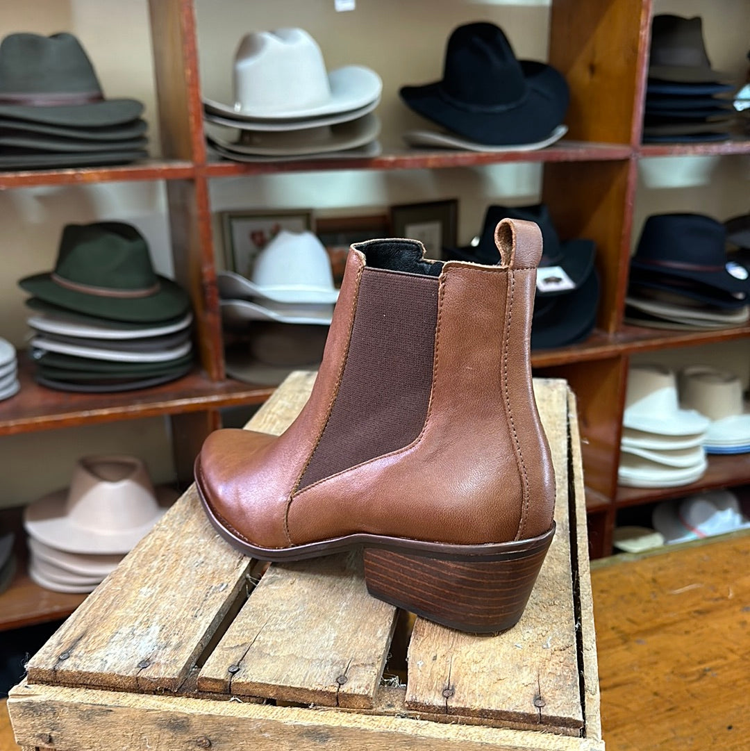 Viguera Boten Odean Cuervo Deep Tan Ankle Boot