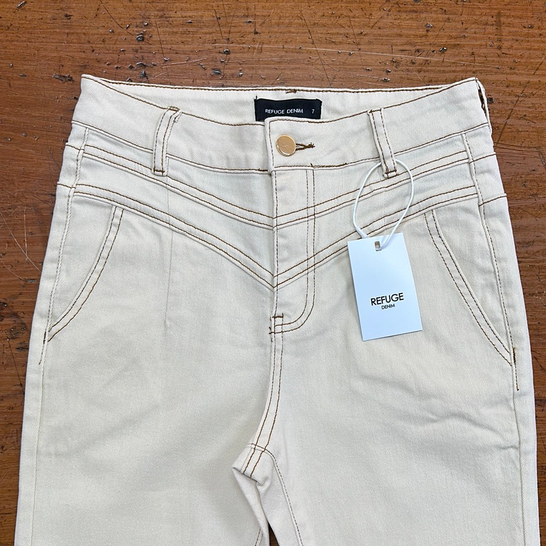 Refuge Denim Double V Detail Jean Natural