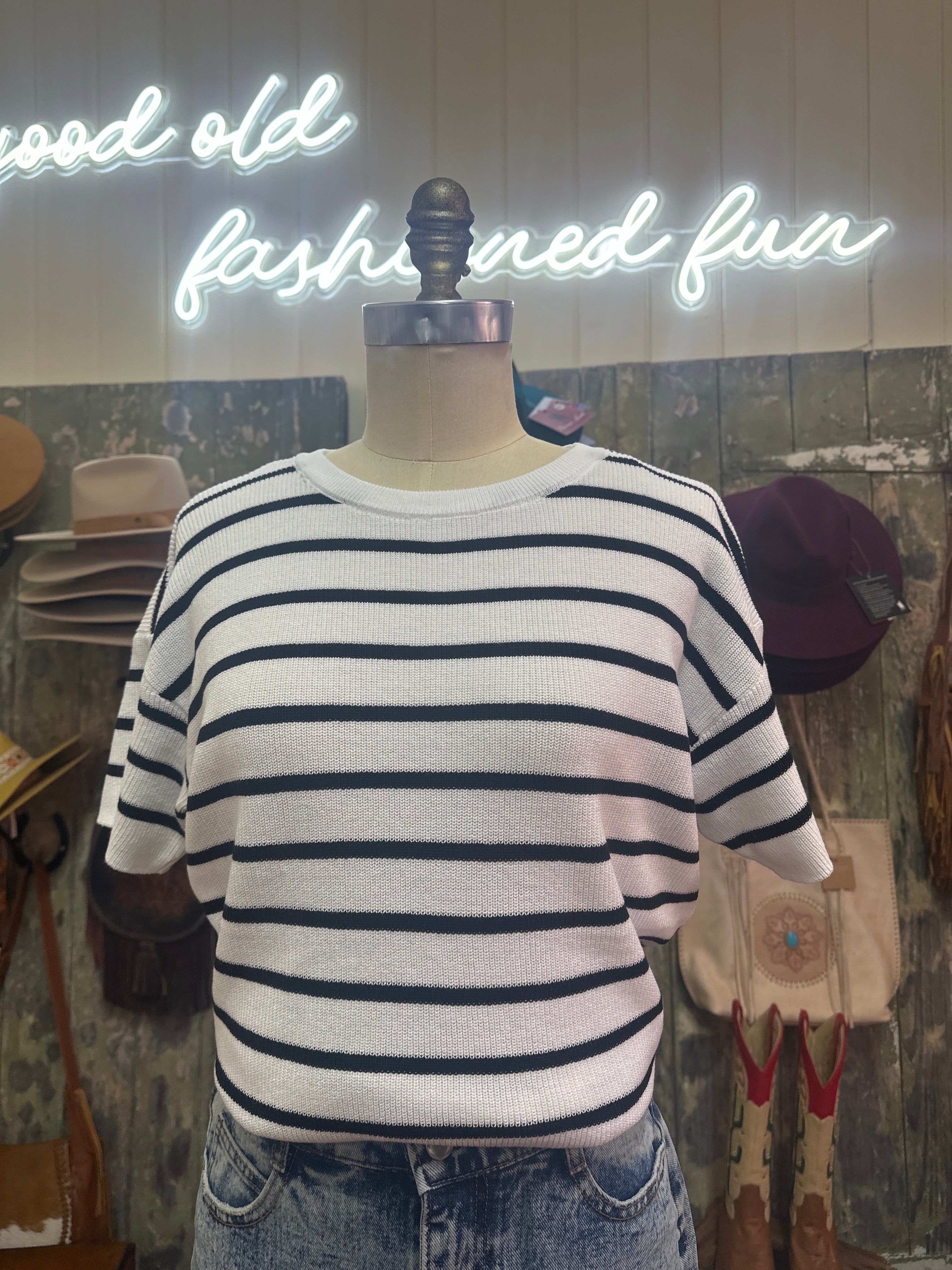 Fria knitted black and white stripe t.shirt