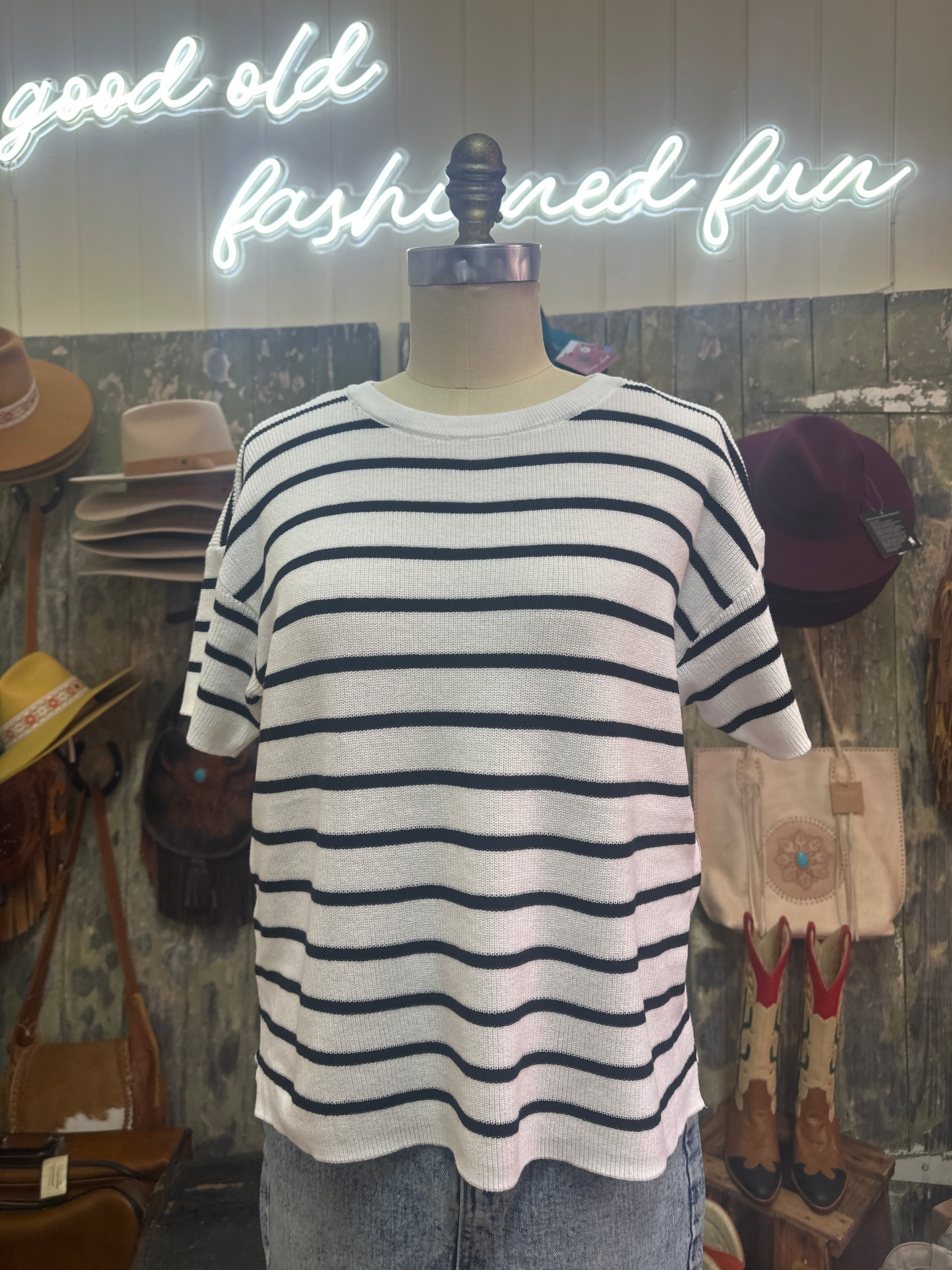 Fria knitted black and white stripe t.shirt