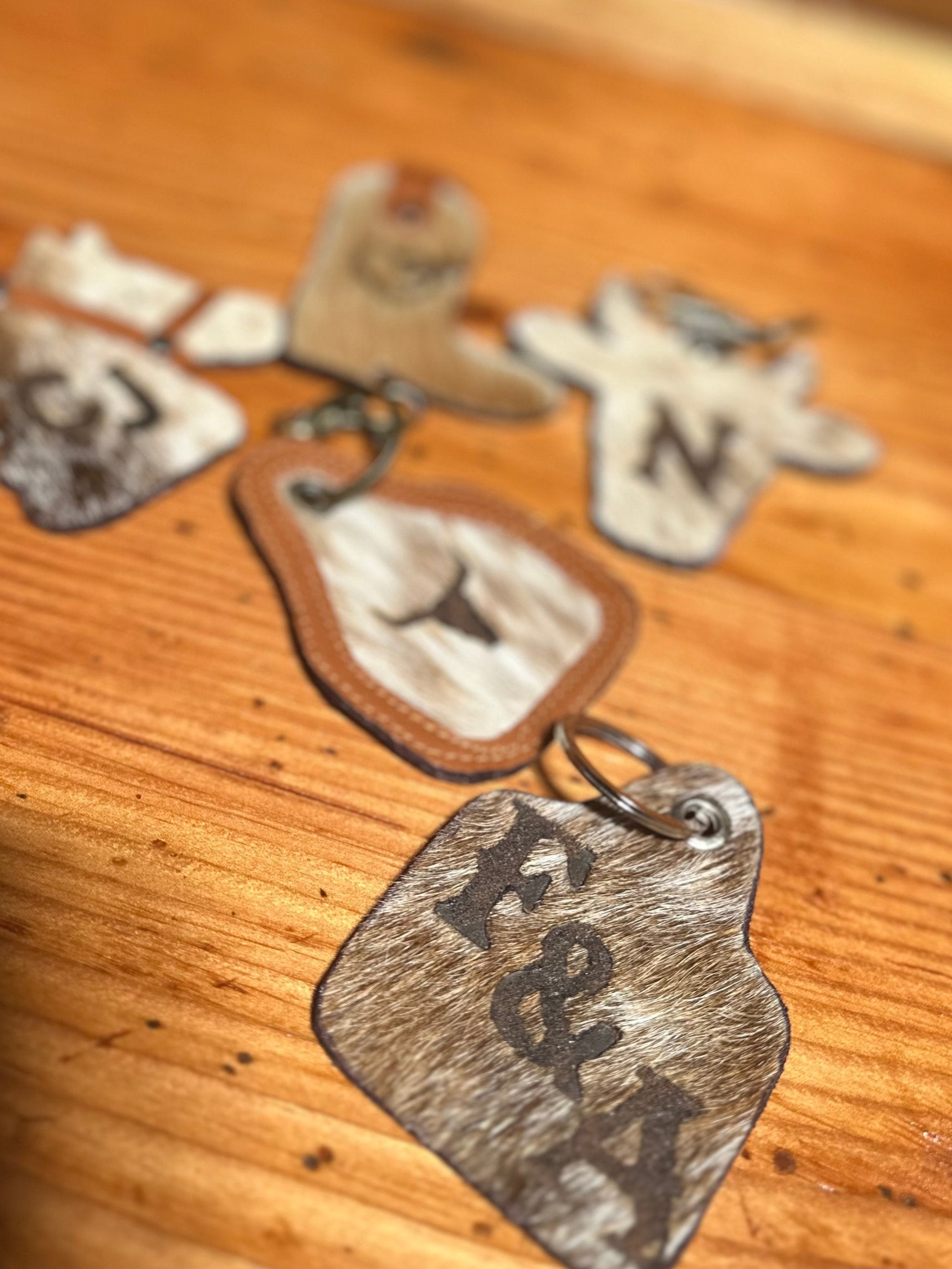 Cattle Tag Shaped Cowhide Key Rings