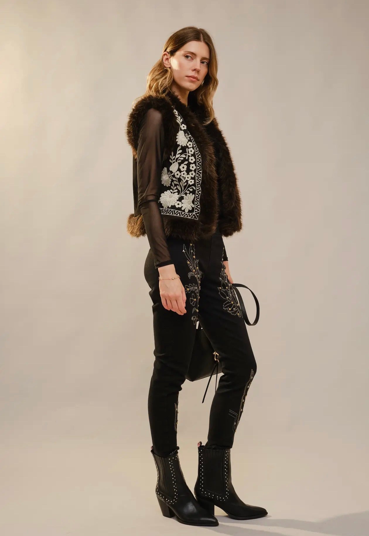 Blue  B Faux Suede Embroided Fur Trim Vest Black