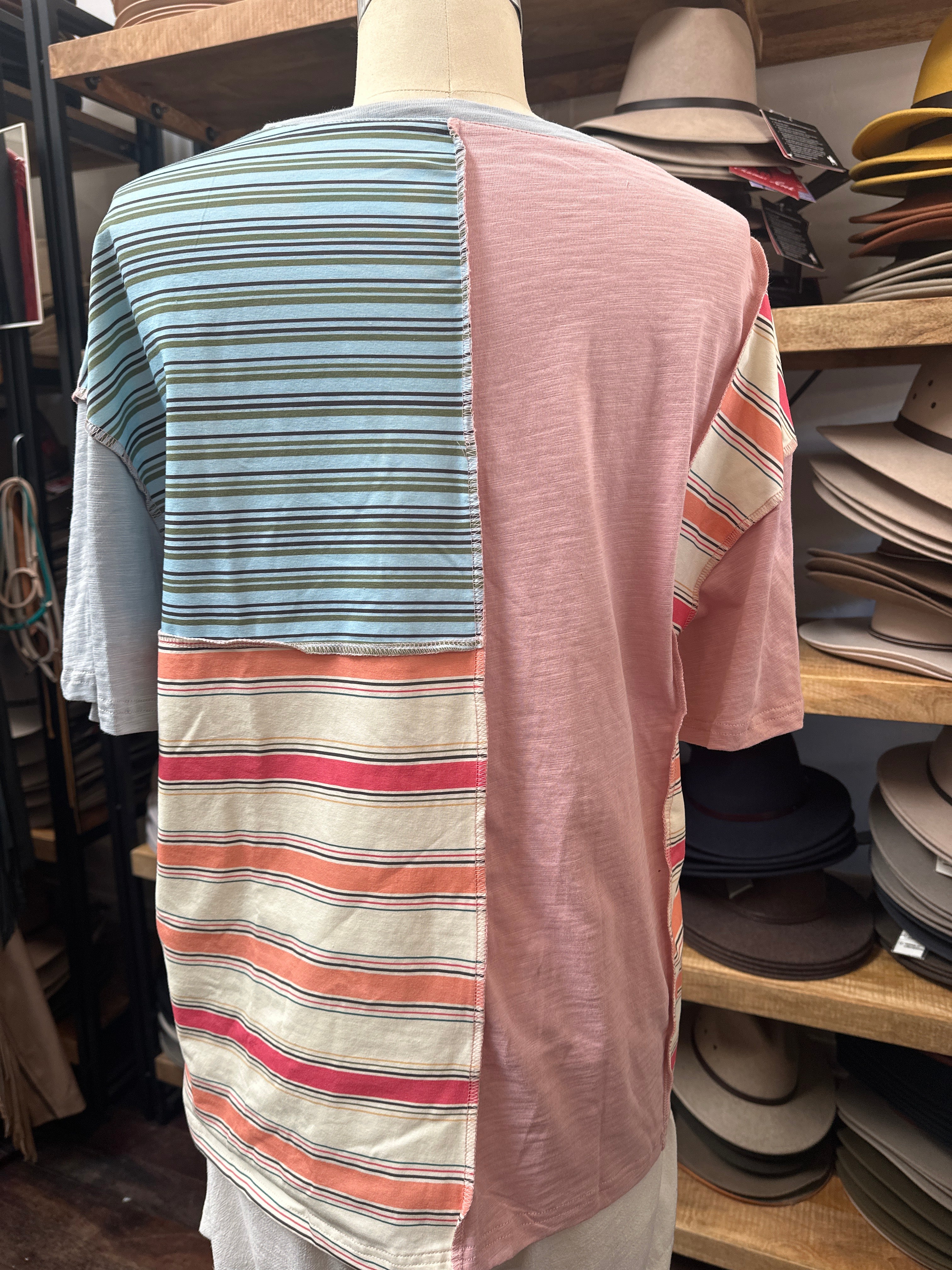 Raw Edge Stripe Wooden Button T.shirt