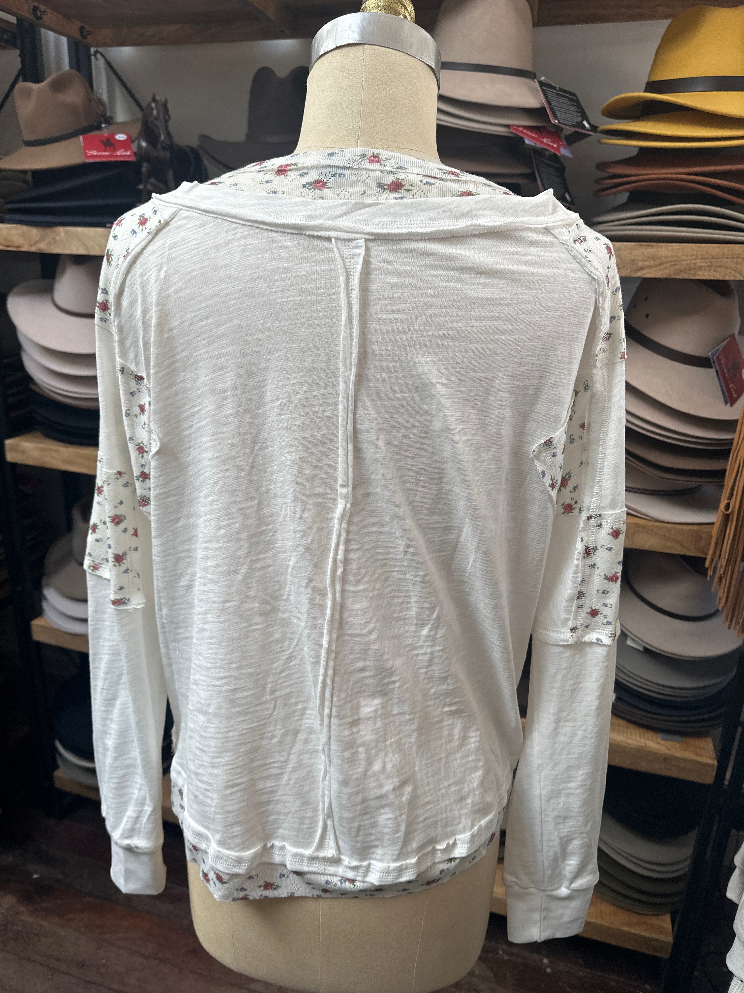 Double layered floral white L/S