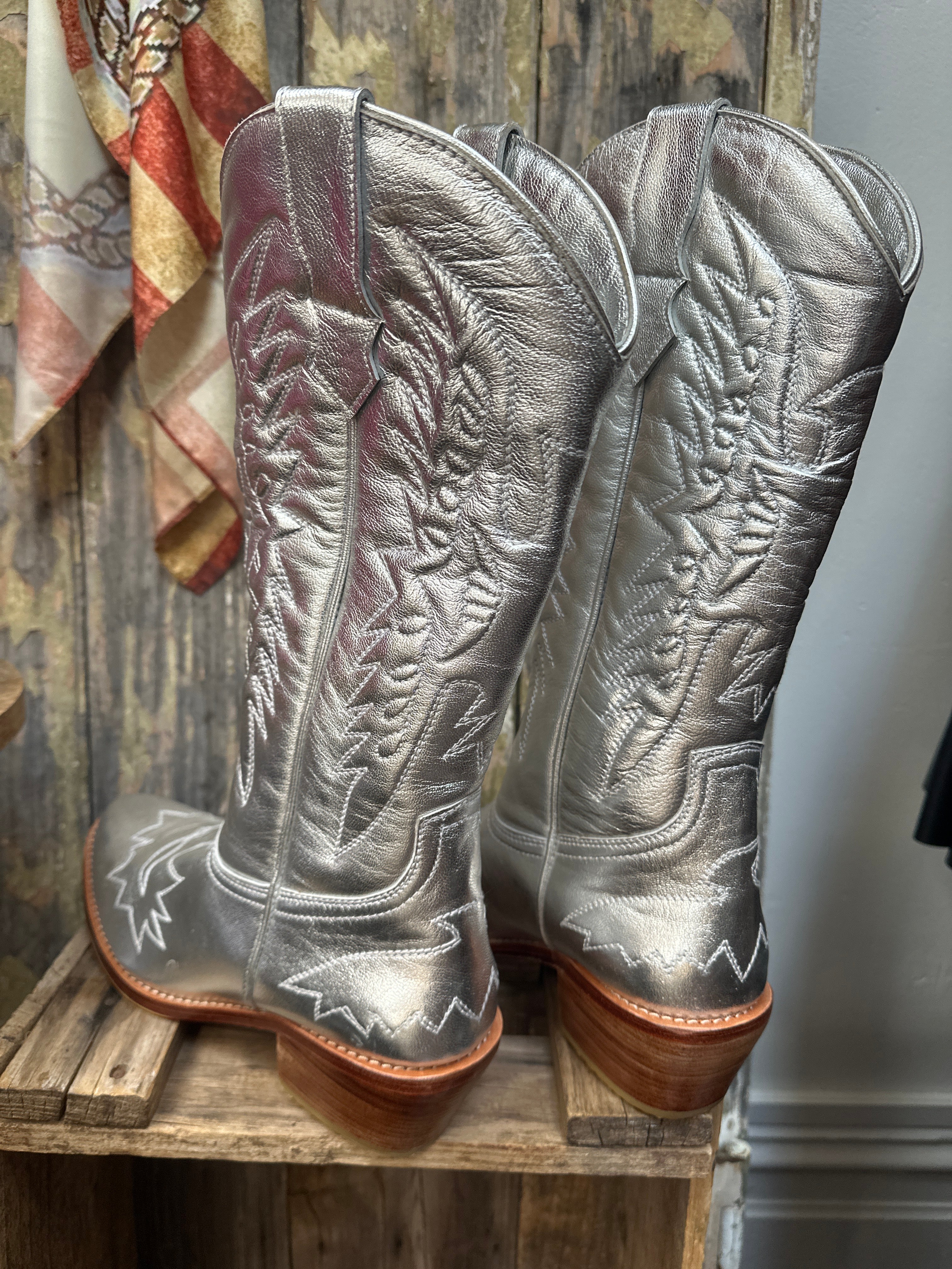 Eagle Silver Storm Leather Cowgirl Boots
