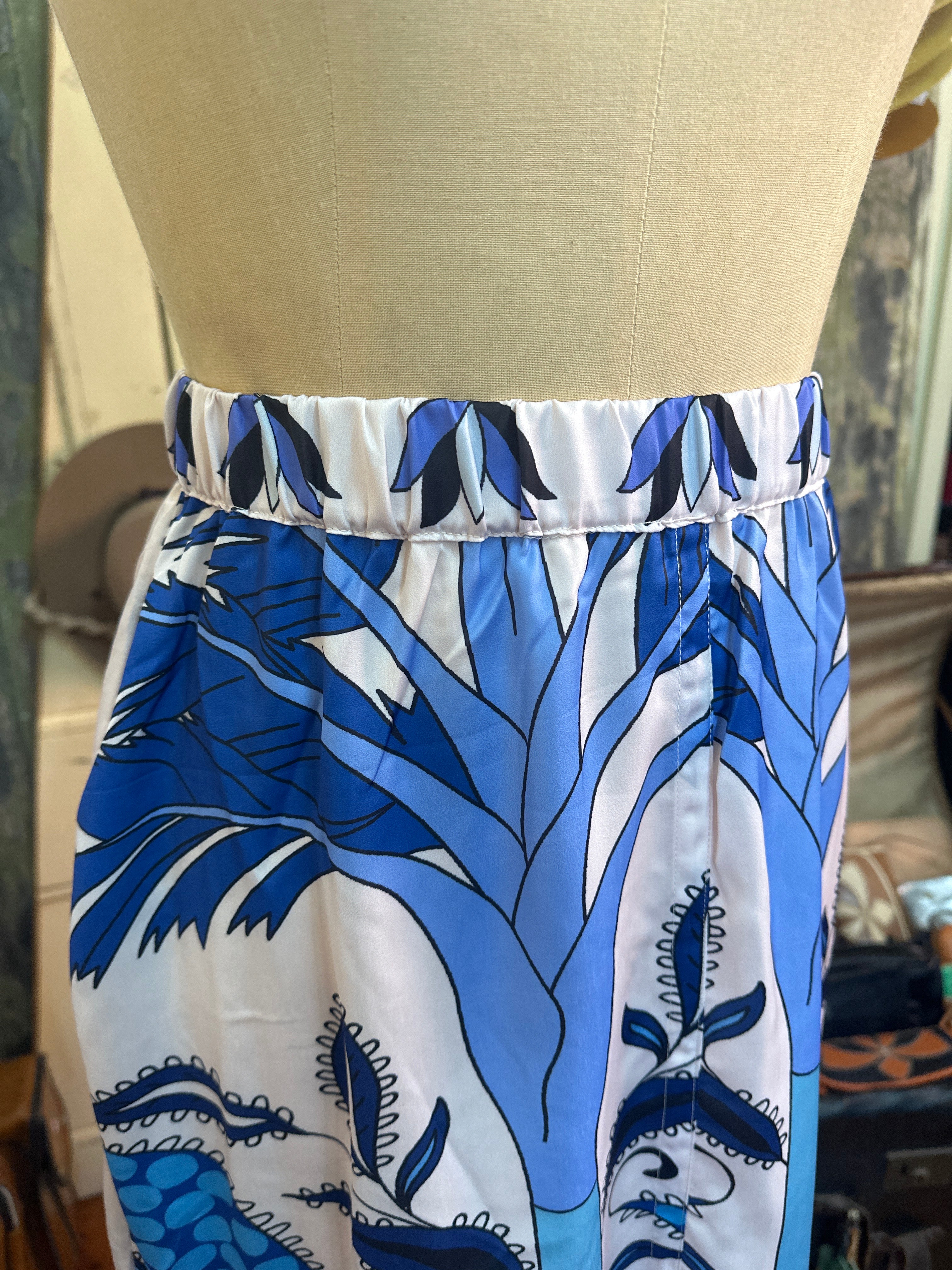 Italian Star Sulky Caribbean Parrot Blue Print Skirt