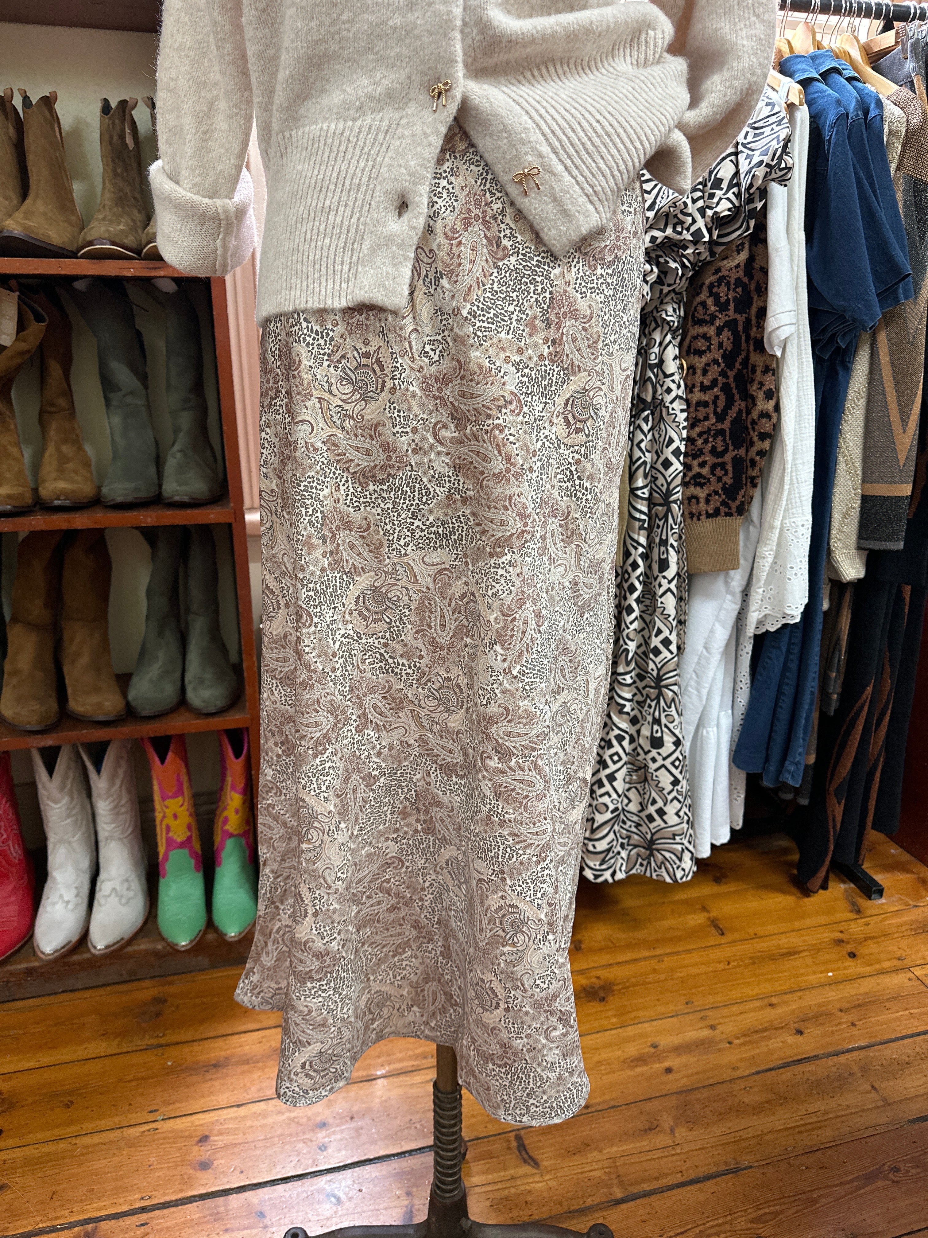 Fria Bias Cut Natural Skirt