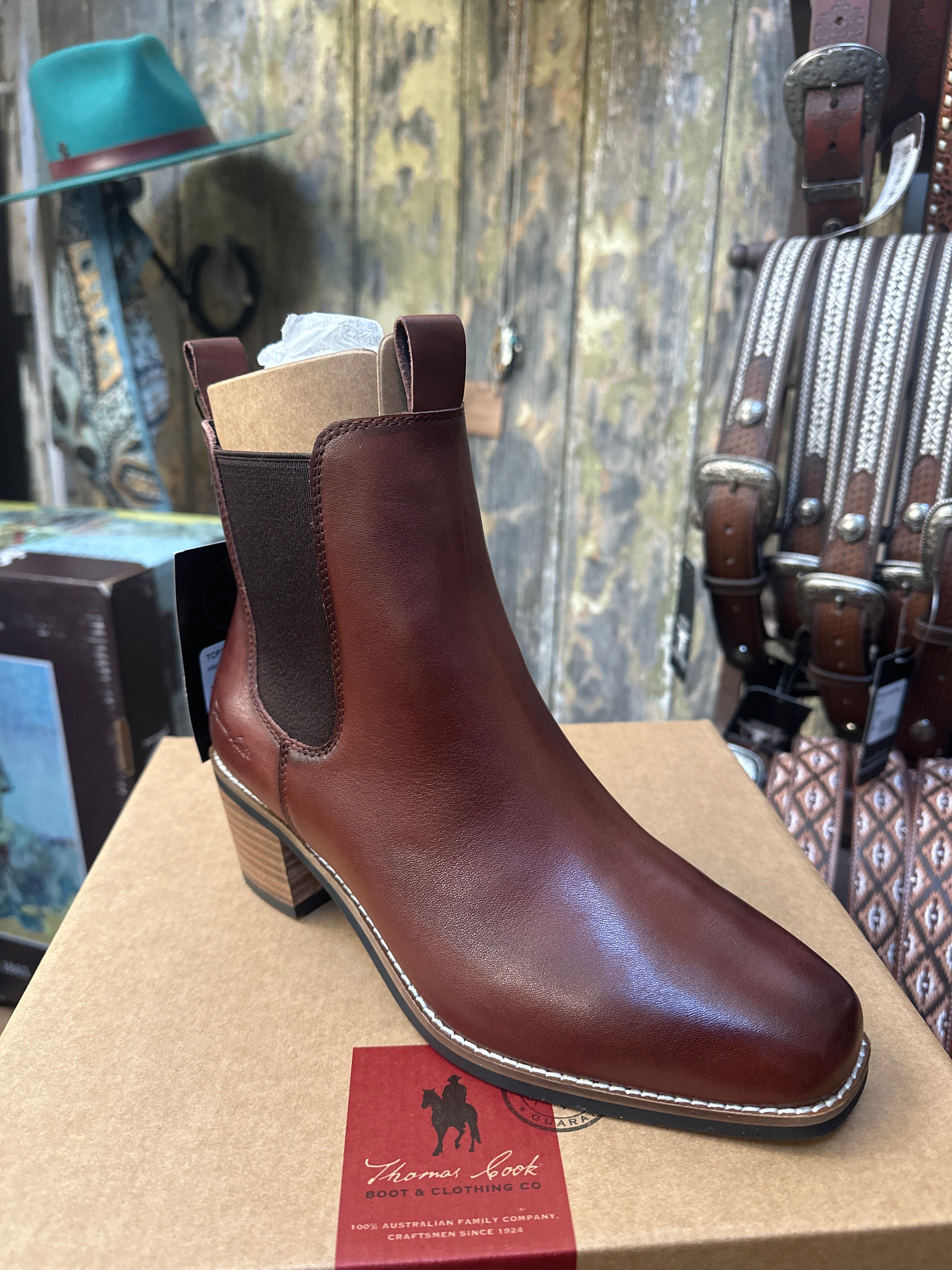 Thomas Cook Drayton Dress Boot