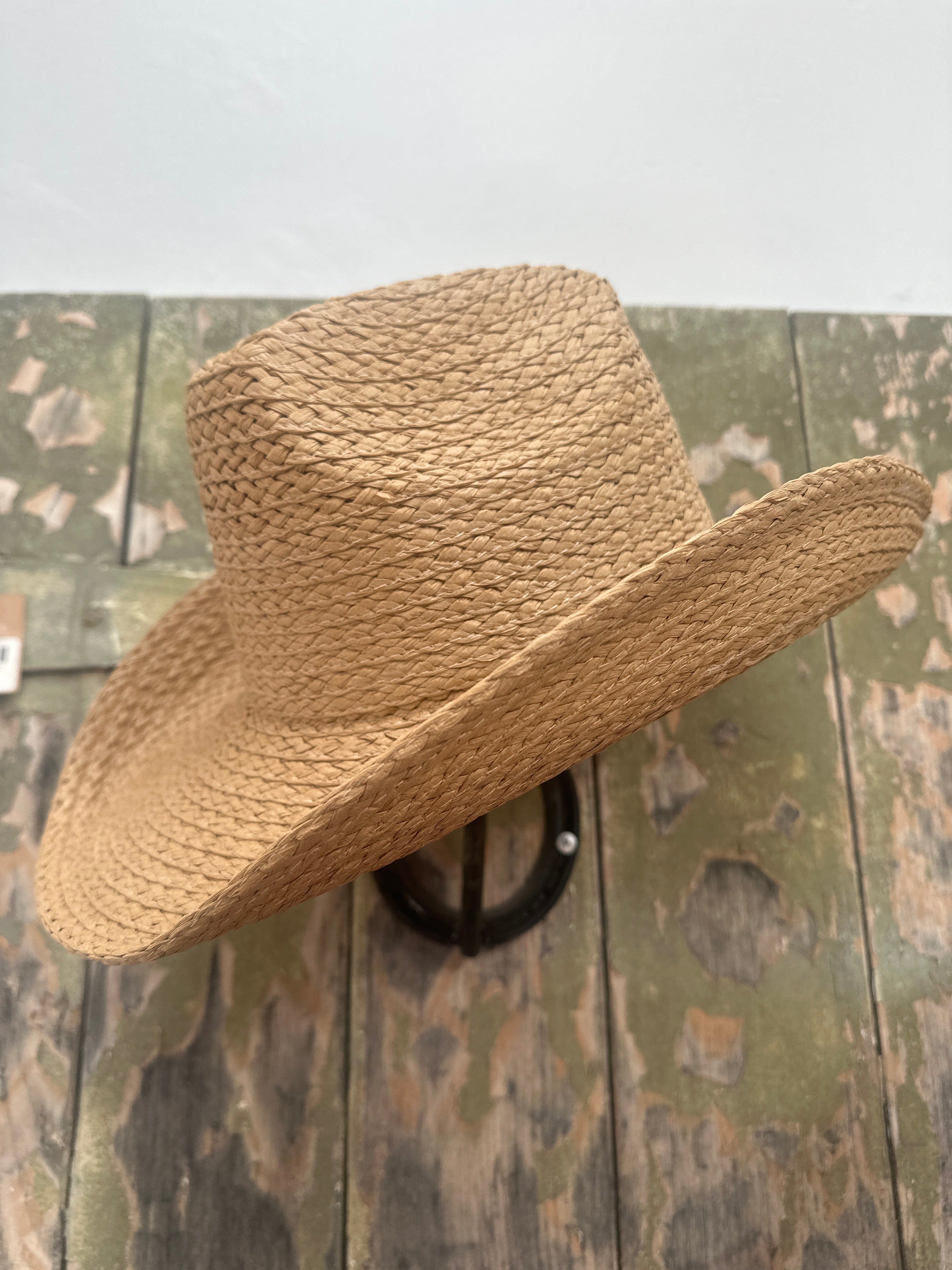 Avenel Dusty Trails Shapeable Western Straw