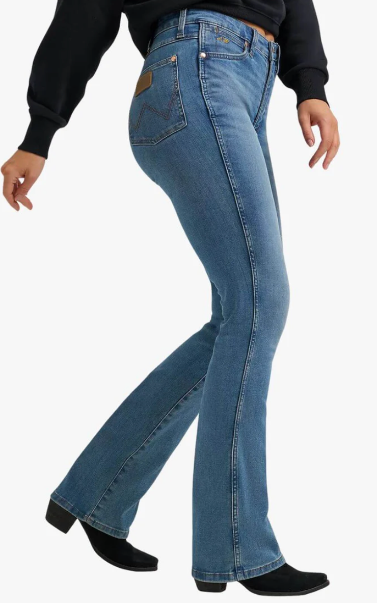 Wrangler X Lainey Wilson Hugger Jean