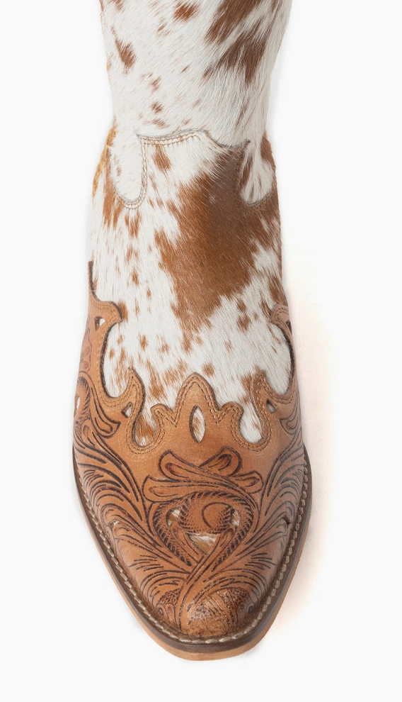 Dakota Dust Hand tooled Cowgirl Boots